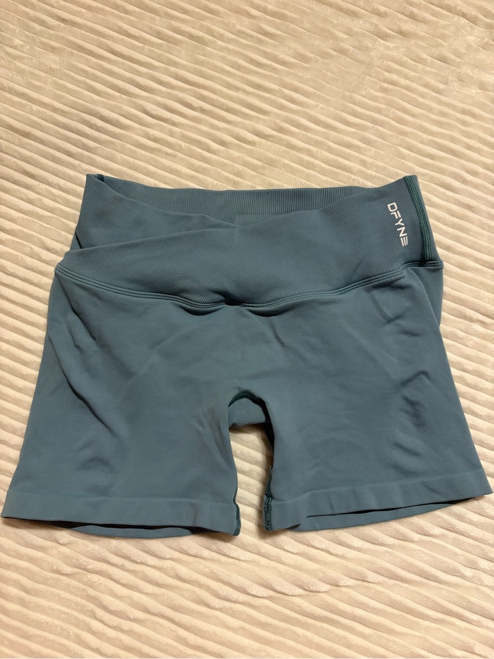 Dfyne Shorts